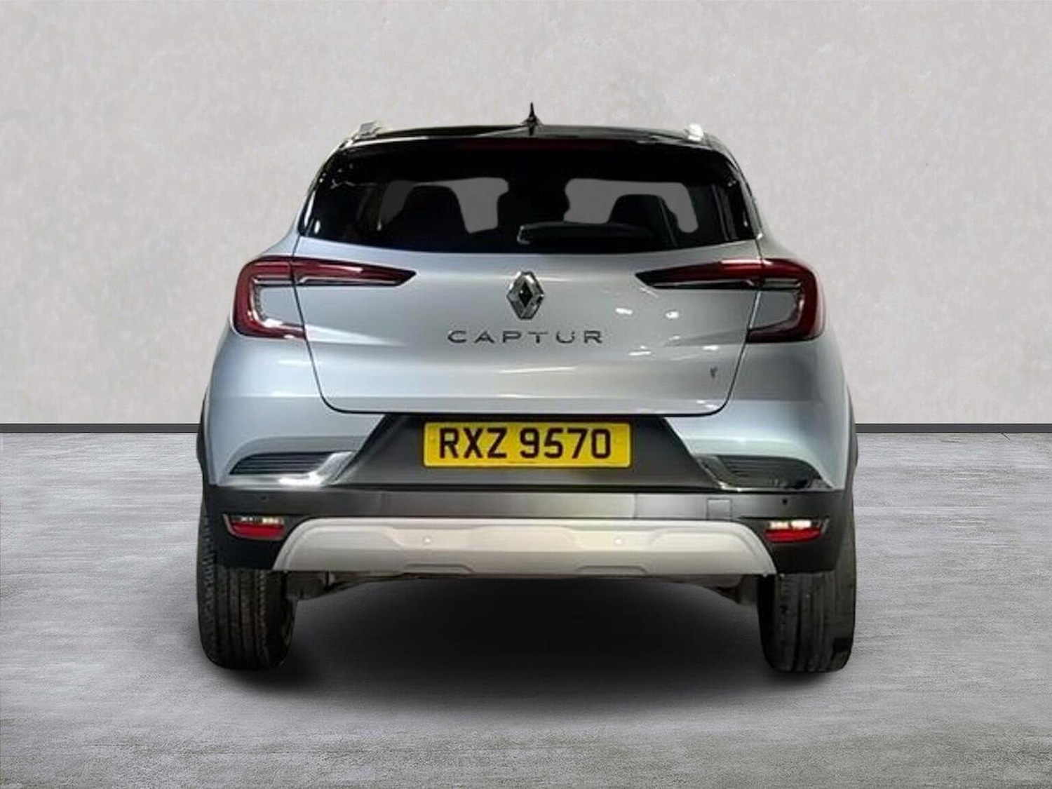 Used Renault Captur 2022 for sale - 77555299: Photo 4