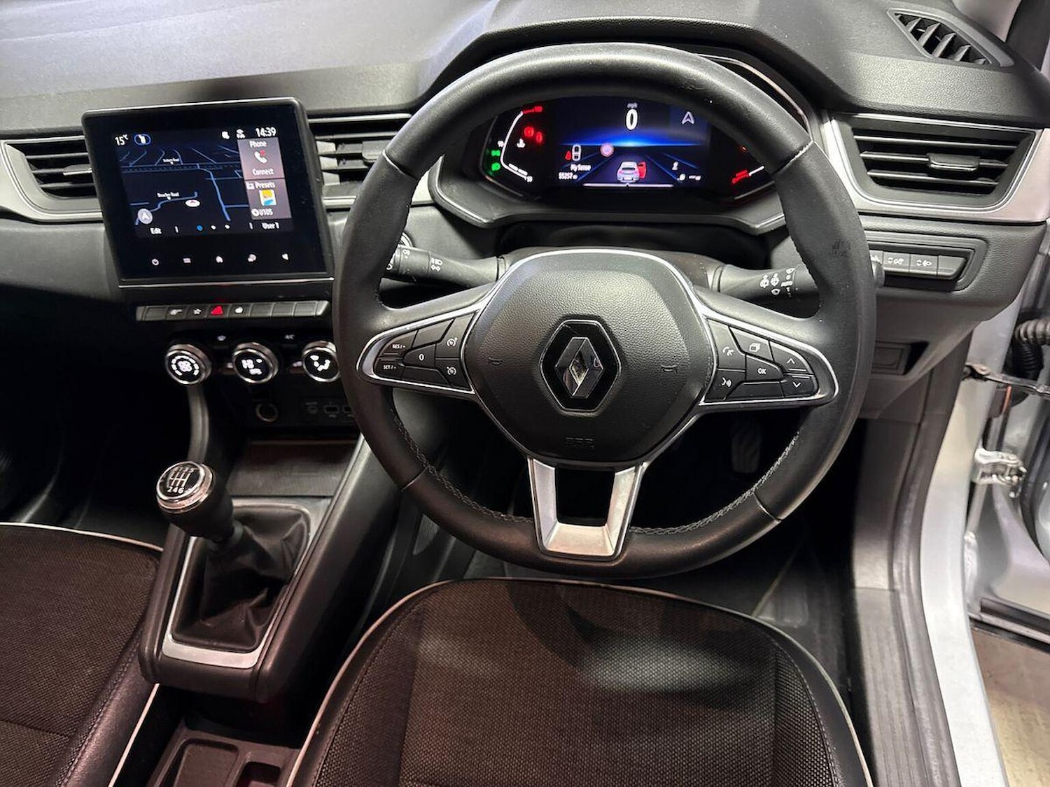 Used Renault Captur 2022 for sale - 77555299: Photo 9