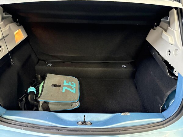 Used Renault Zoe 2015 for sale - 76275153: Photo 17