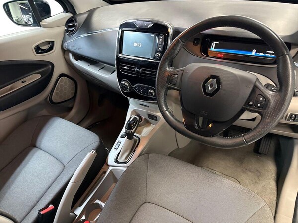 Used Renault Zoe 2015 for sale - 76275153: Photo 8