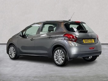 Used Peugeot 208 2018 for sale - 79386035: Photo