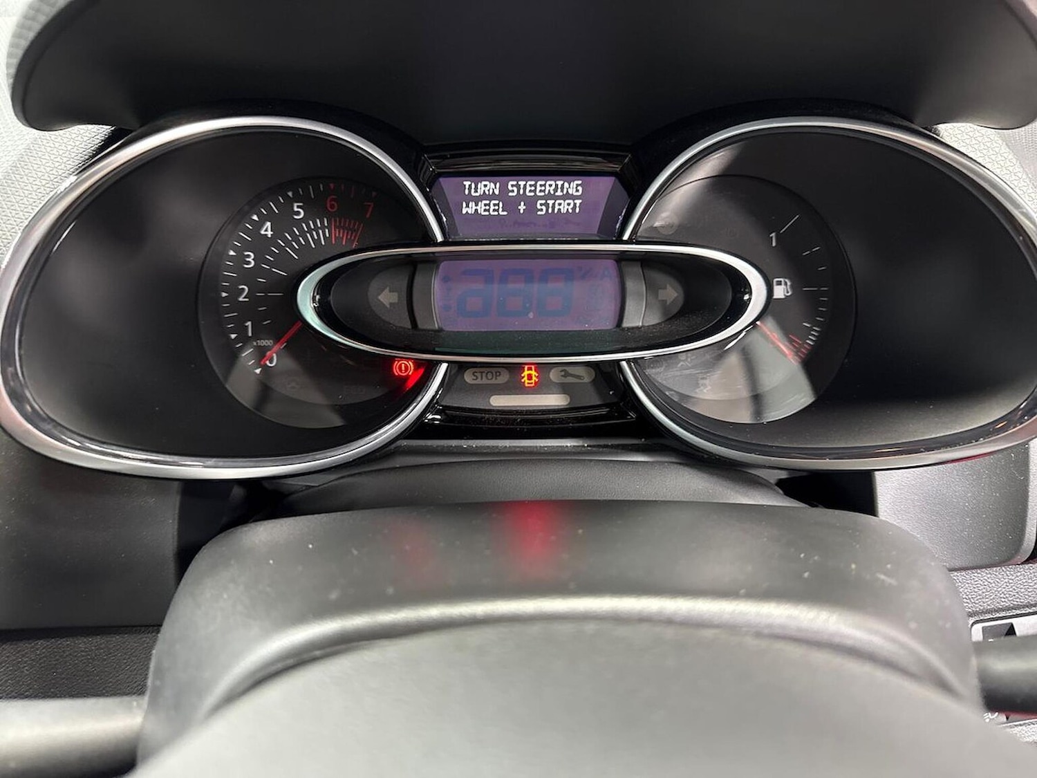 Used Renault Clio 2019 for sale - 77528895: Photo 10