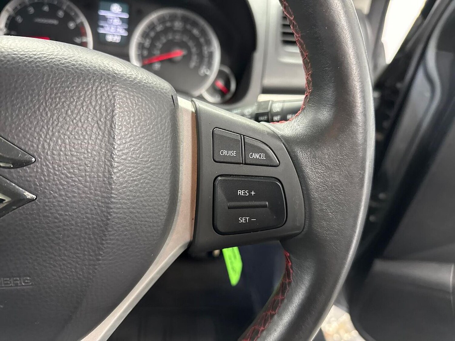 Used Suzuki Swift 2013 for sale - 78211151: Photo 26