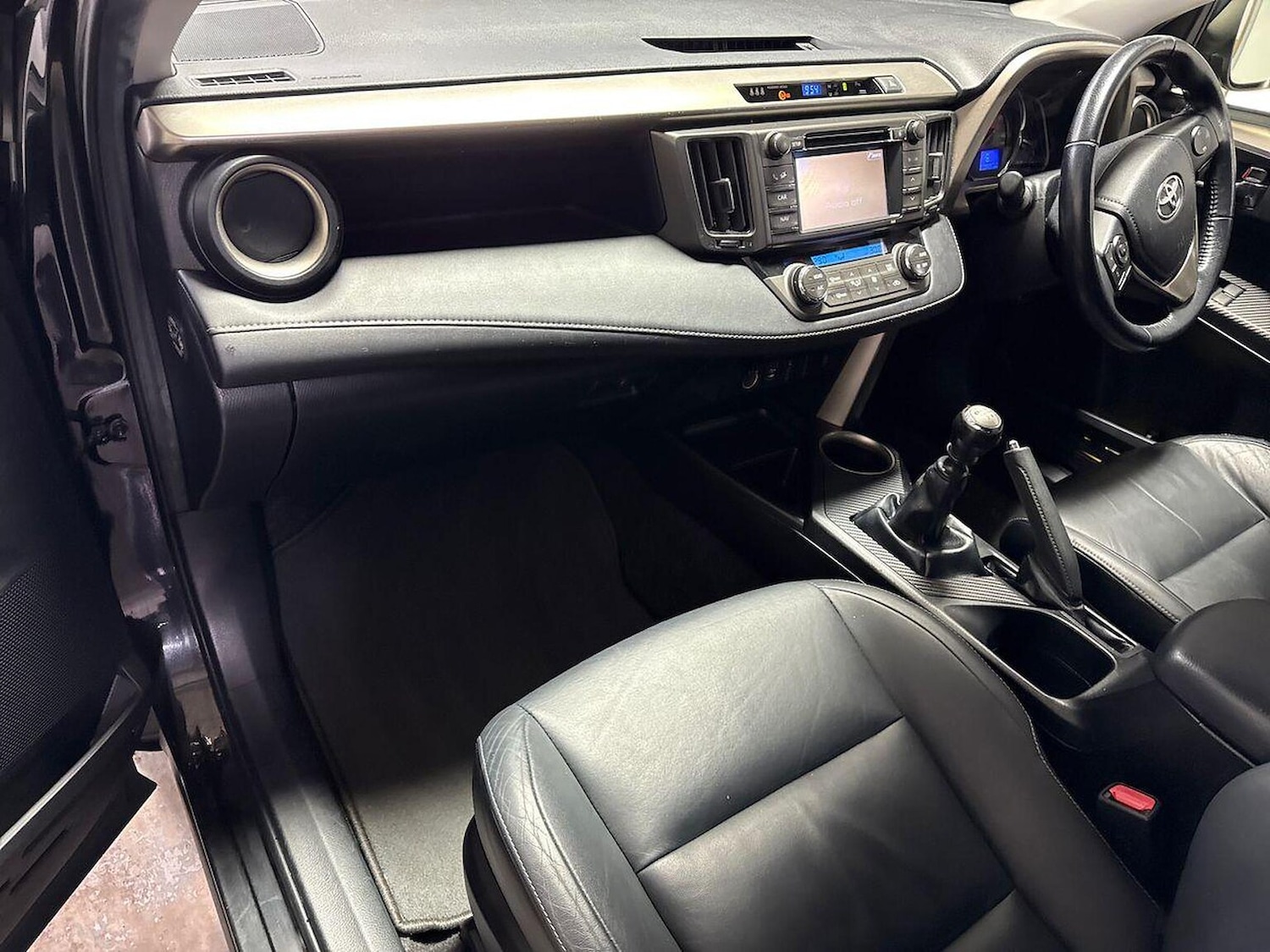 Used Toyota RAV4 2013 for sale - 78192455: Photo 9