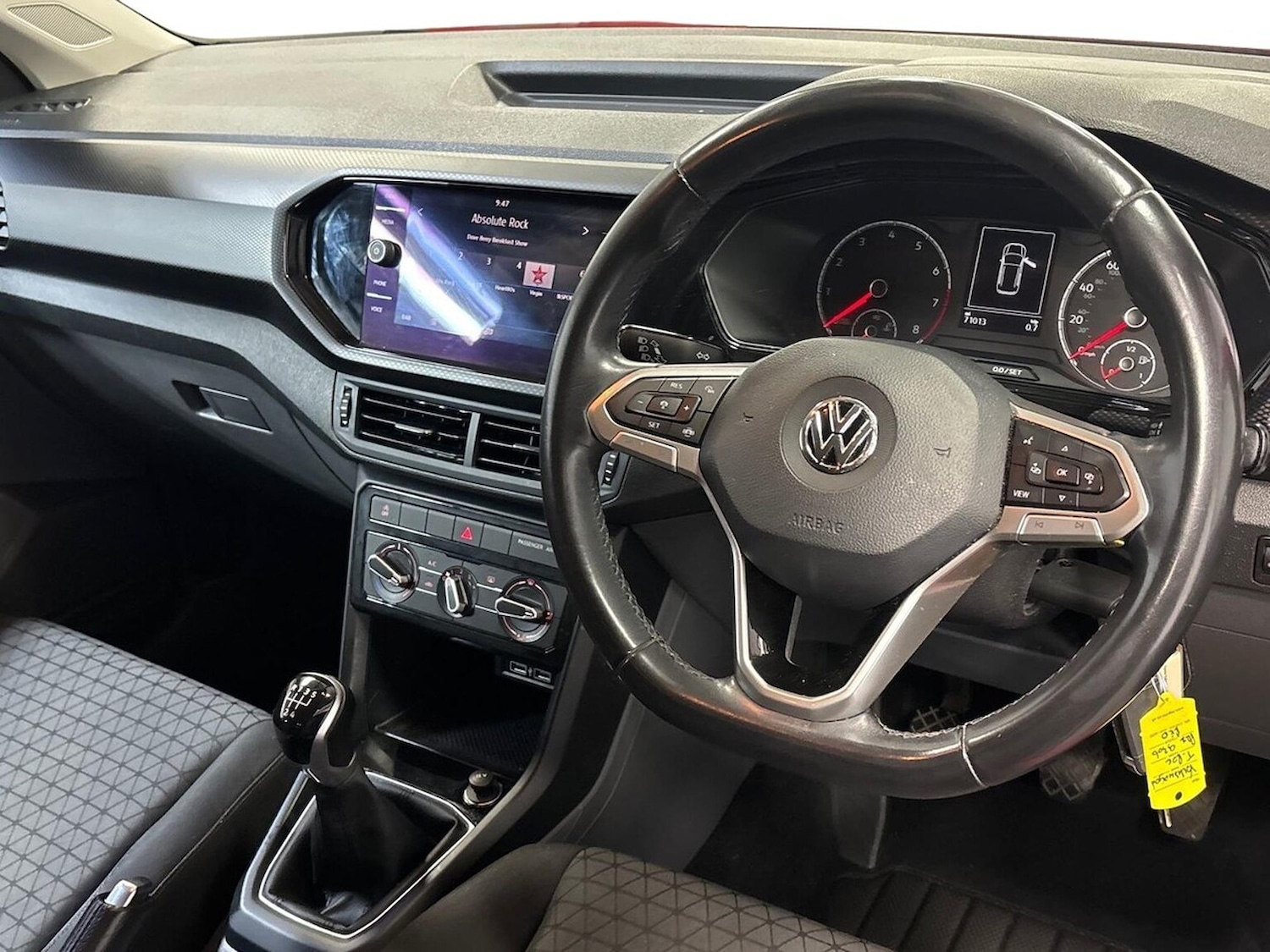 Used Volkswagen T-Cross 2019 for sale - 76510667: Photo 8