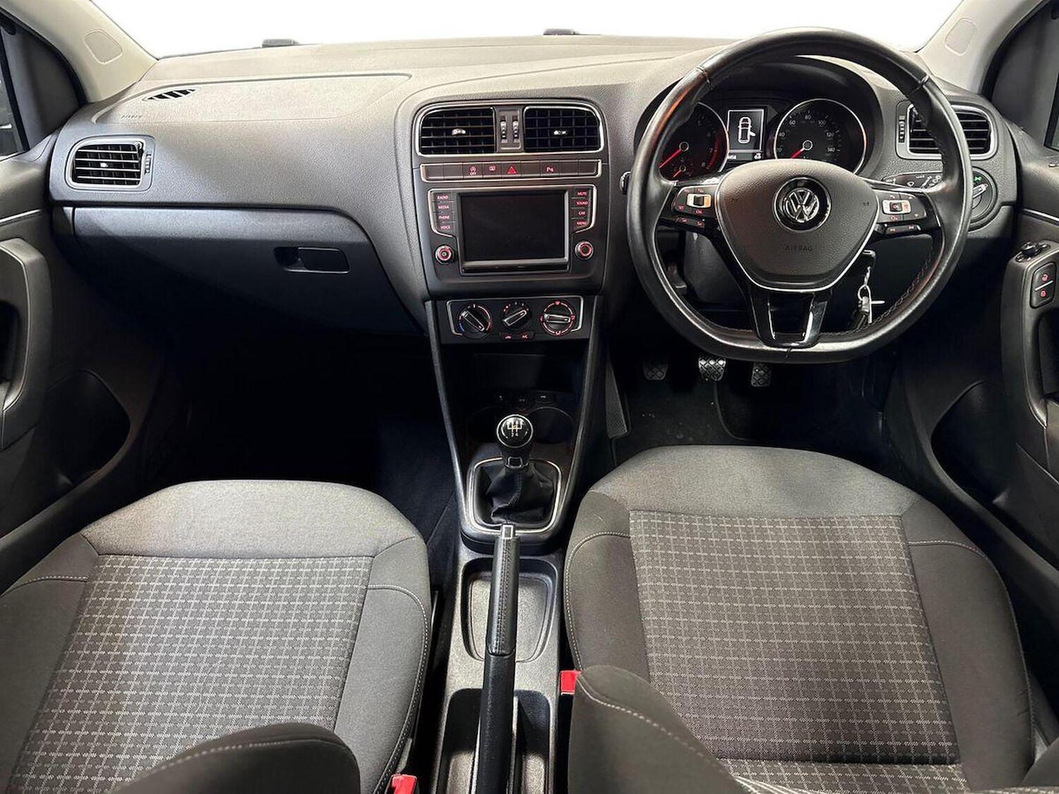 Used Volkswagen Polo 2016 for sale - 78192577: Photo 10