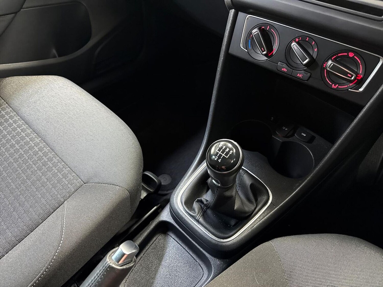 Used Volkswagen Polo 2016 for sale - 78192577: Photo 15