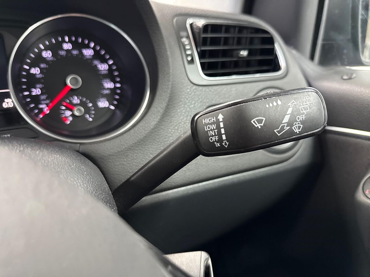 Used Volkswagen Polo 2016 for sale - 78192577: Photo 28