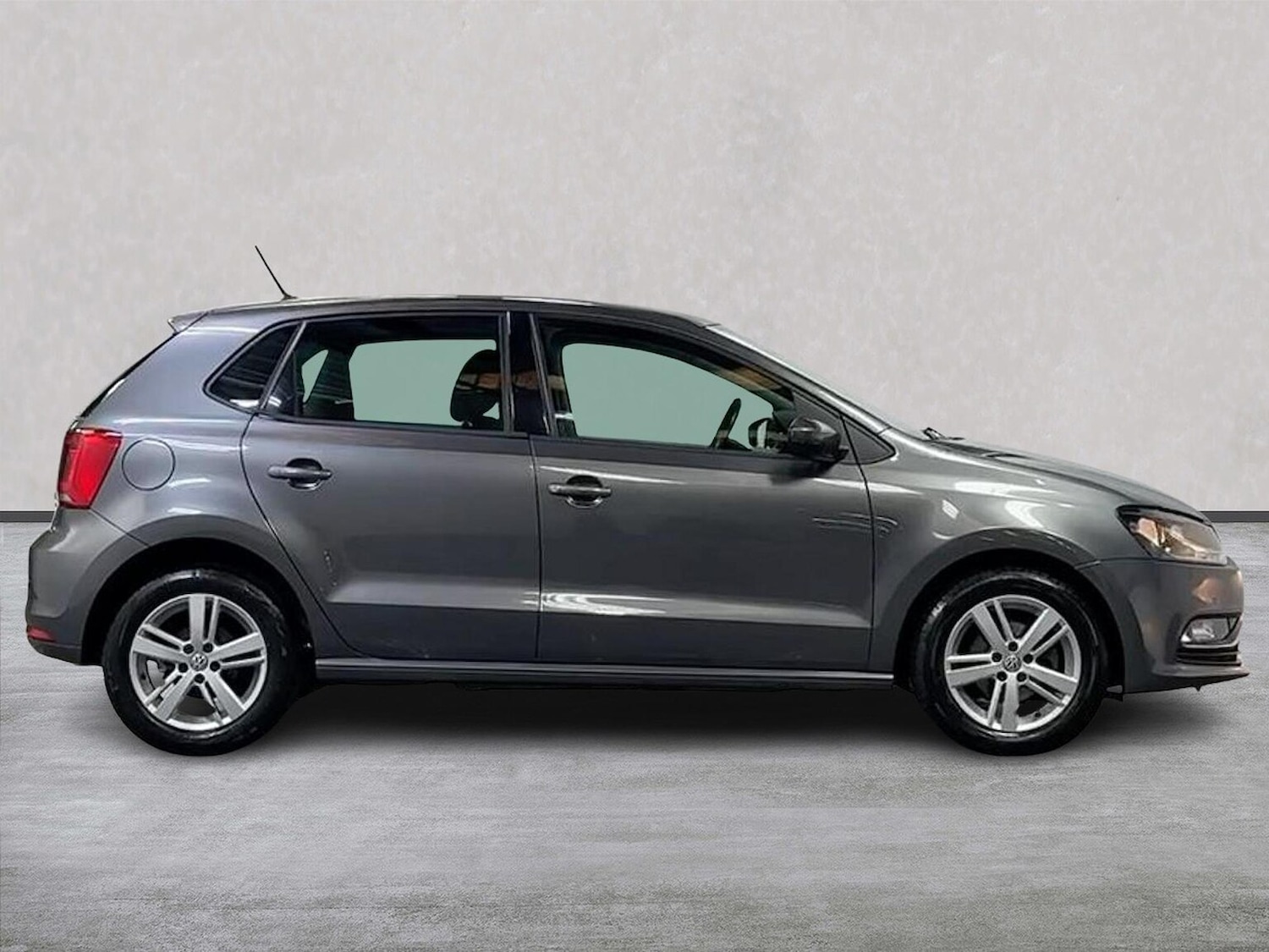 Used Volkswagen Polo 2016 for sale - 78192577: Photo 5