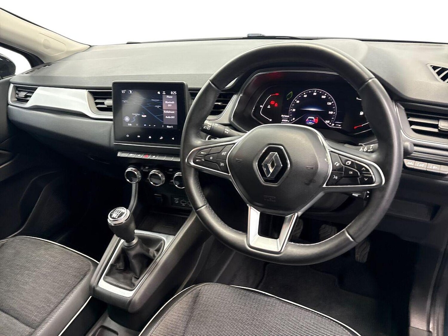 Used Renault Captur 2022 for sale - 77603670: Photo 15