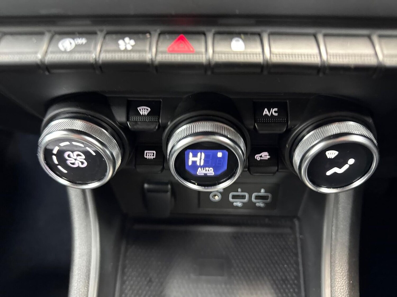 Used Renault Captur 2022 for sale - 77603670: Photo 22