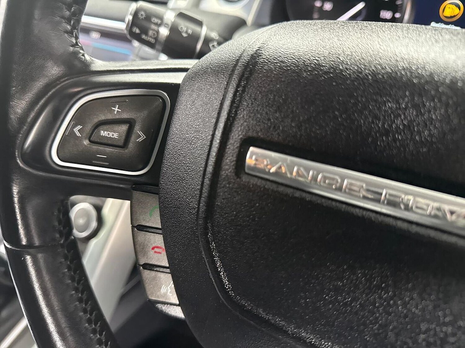 Used Land Rover Range Rover Evoque 2018 for sale - 78139528: Photo 25