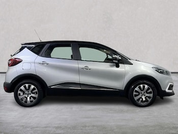 Used Renault Captur 2020 for sale - 78366754: Photo