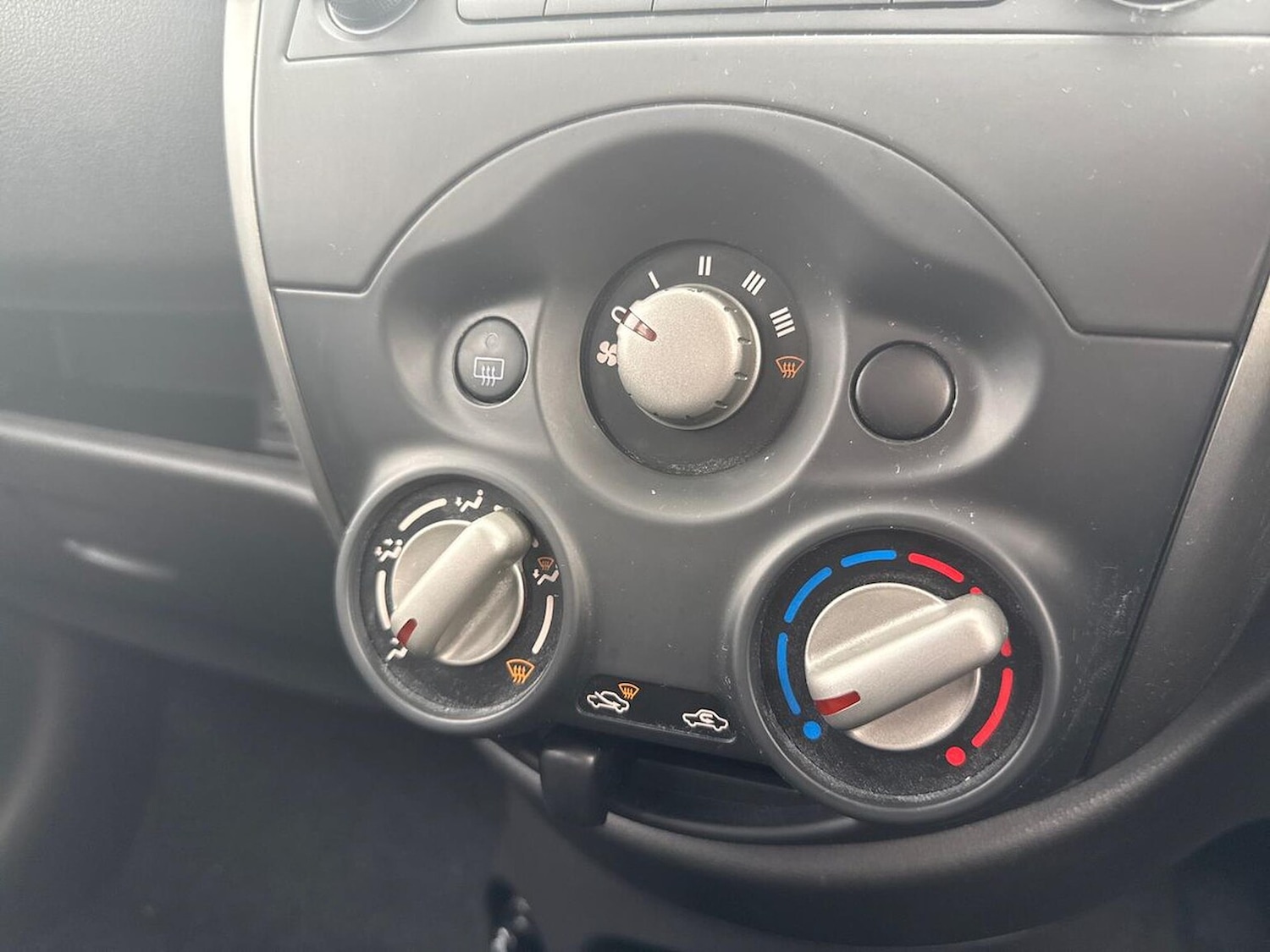 Used Nissan Micra 2017 for sale - 76769979: Photo 12