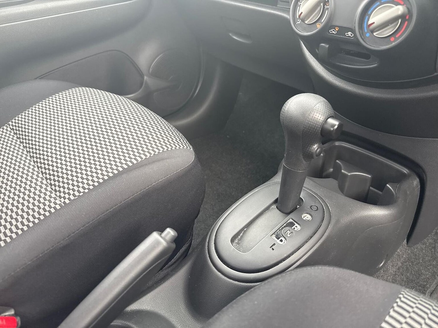 Used Nissan Micra 2017 for sale - 76769979: Photo 13