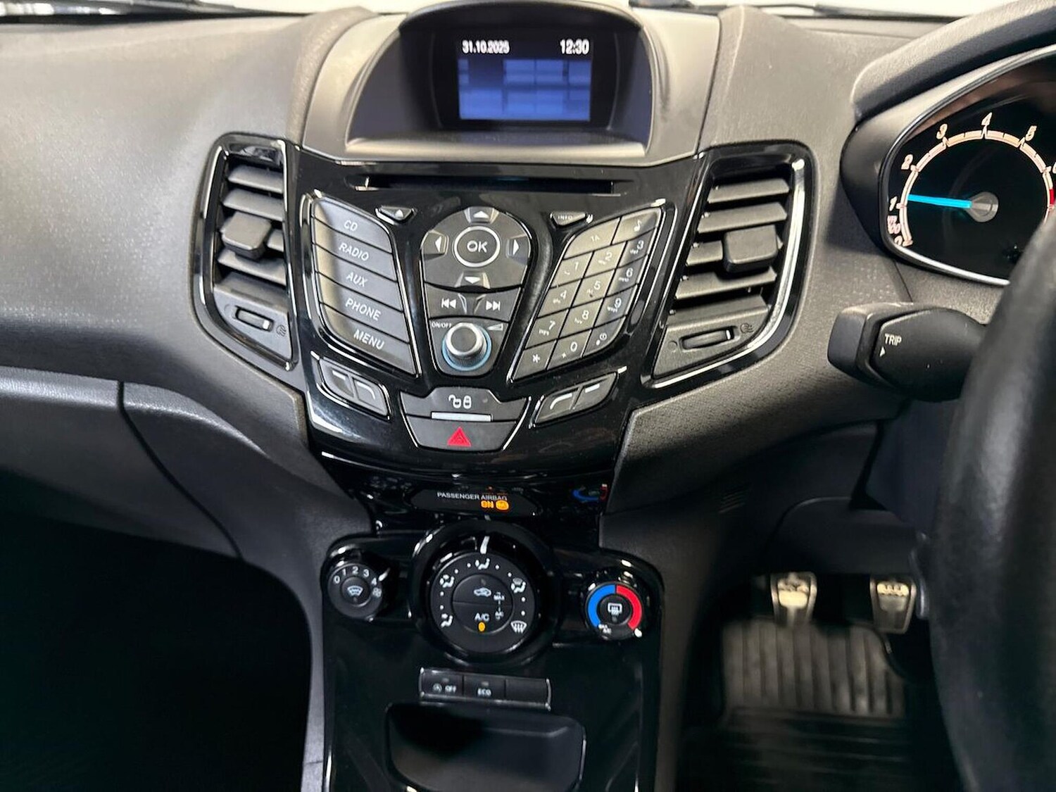 Used Ford Fiesta 2015 for sale - 76426733: Photo 13