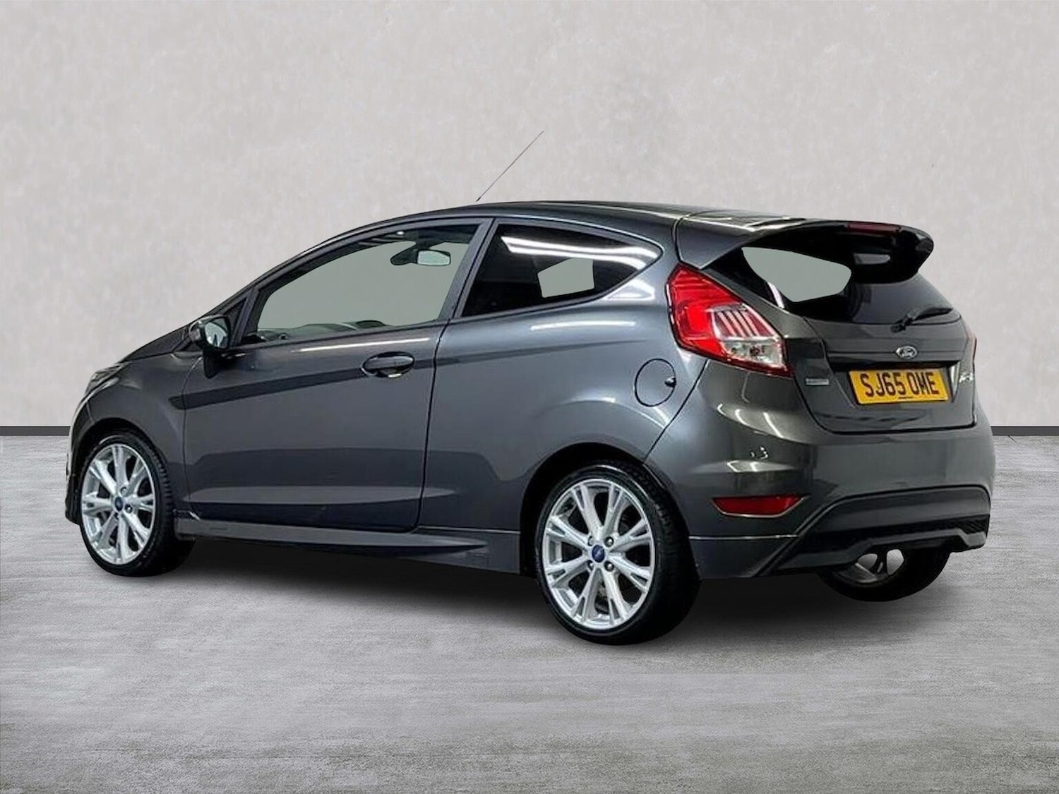 Used Ford Fiesta 2015 for sale - 76426733: Photo 2