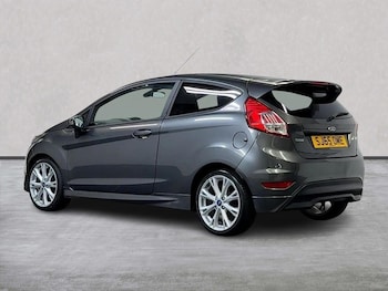Used Ford Fiesta 2015 for sale - 76426733: Photo