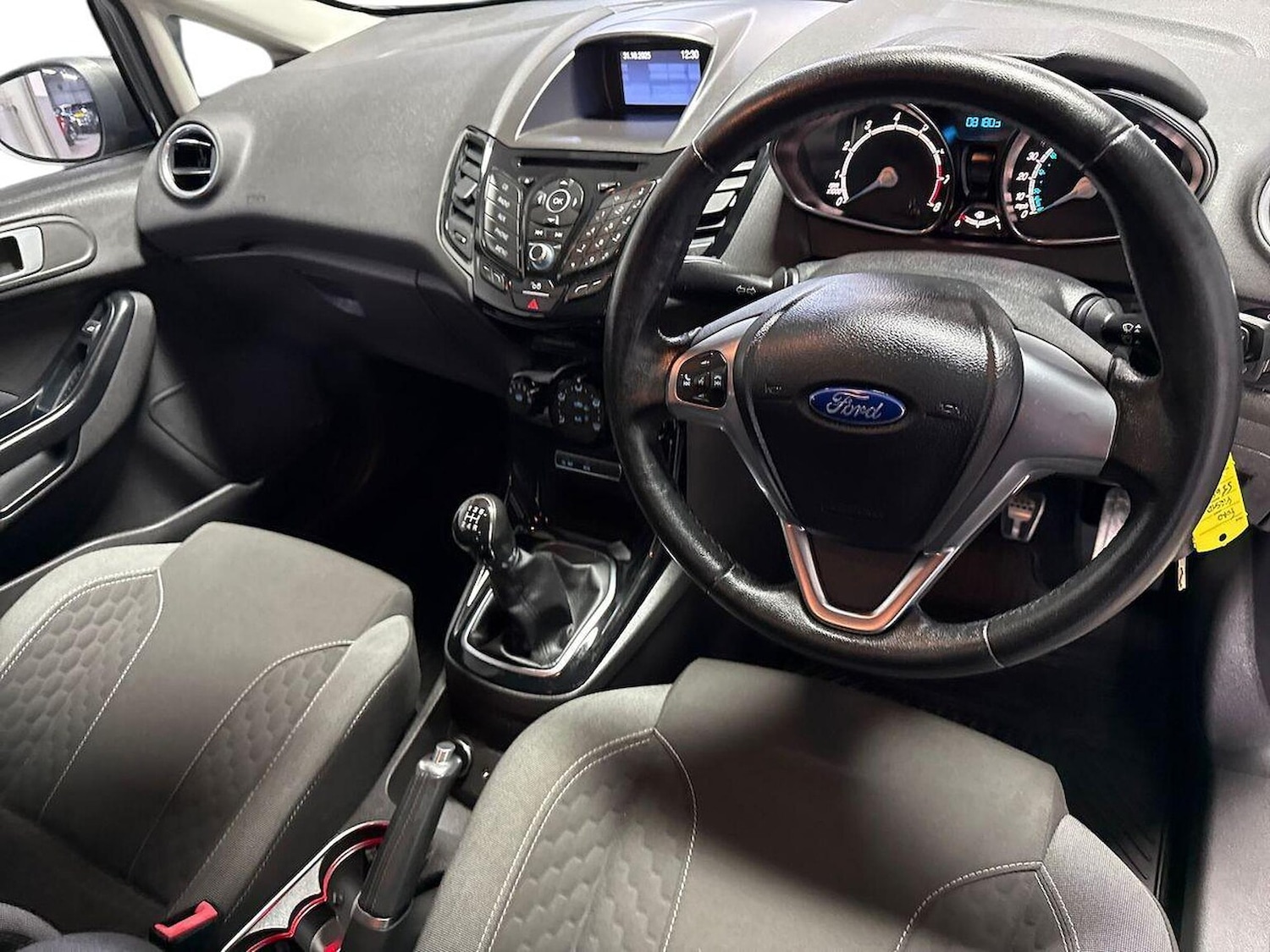 Used Ford Fiesta 2015 for sale - 76426733: Photo 8