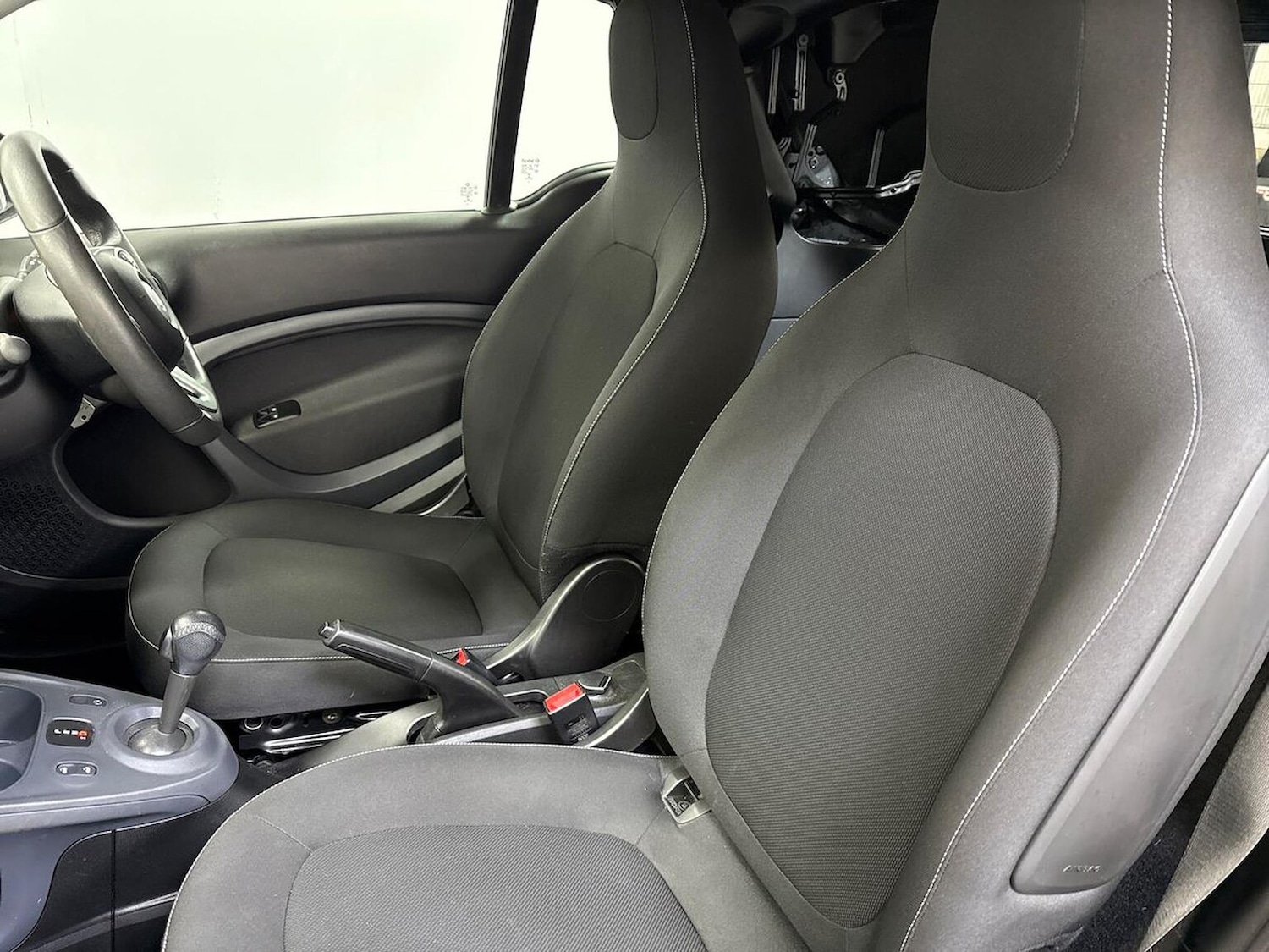 Used smart fortwo 2016 for sale - 77901617: Photo 16