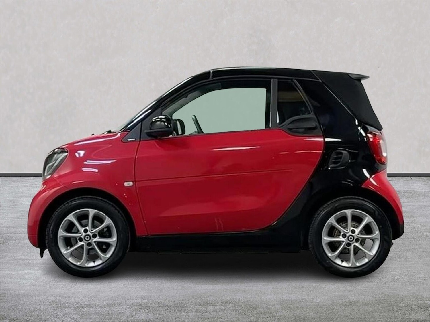 Used smart fortwo 2016 for sale - 77901617: Photo 19