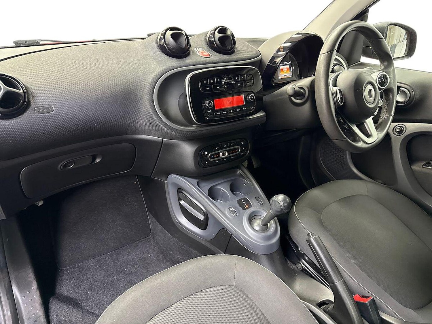 Used smart fortwo 2016 for sale - 77901617: Photo 7