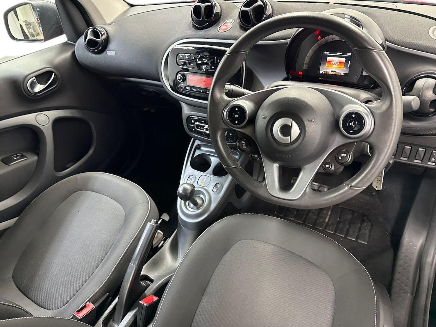 Used smart fortwo 2016 for sale - 77901617: Photo 8