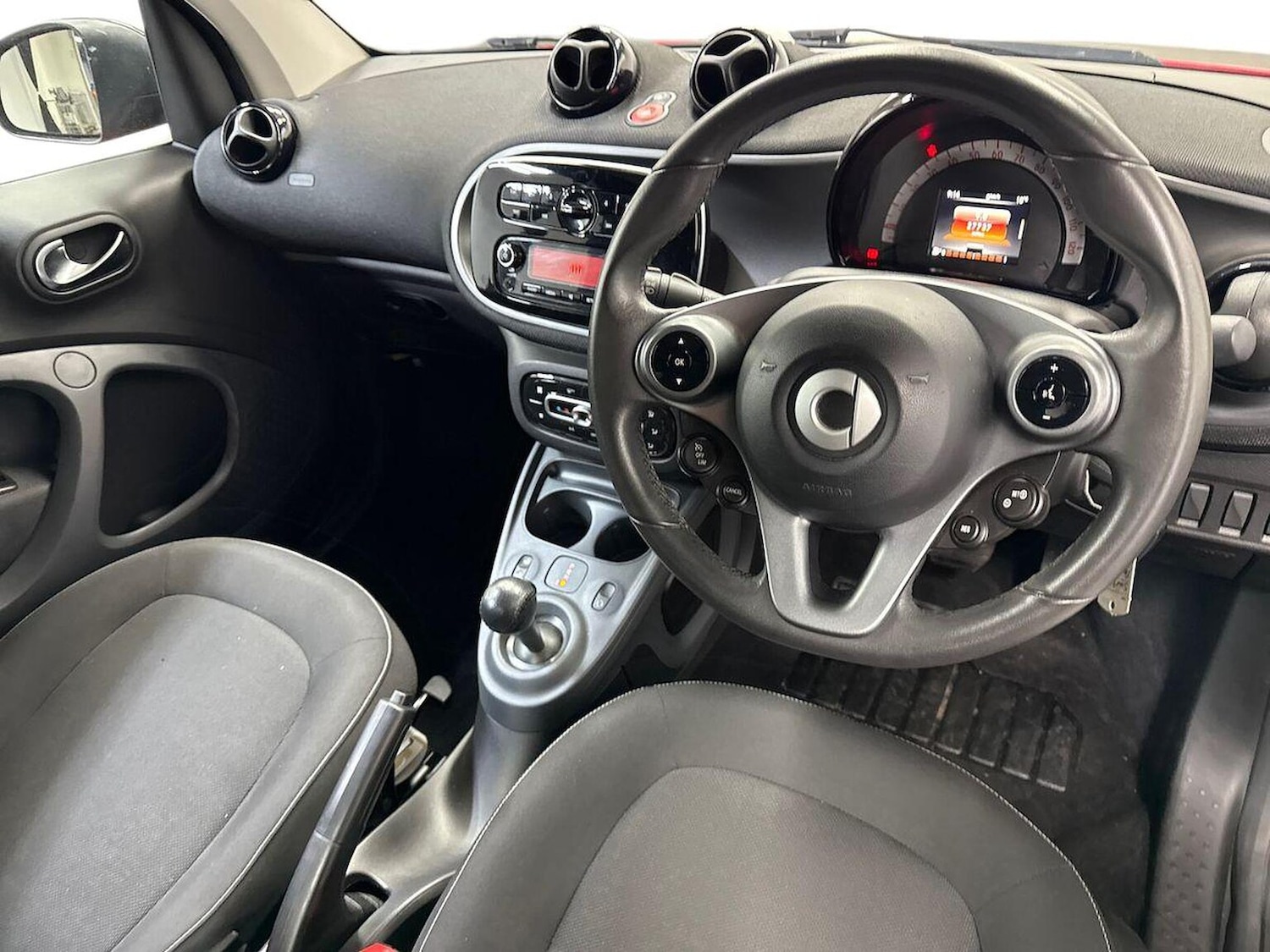 Used smart fortwo 2016 for sale - 77901617: Photo 9