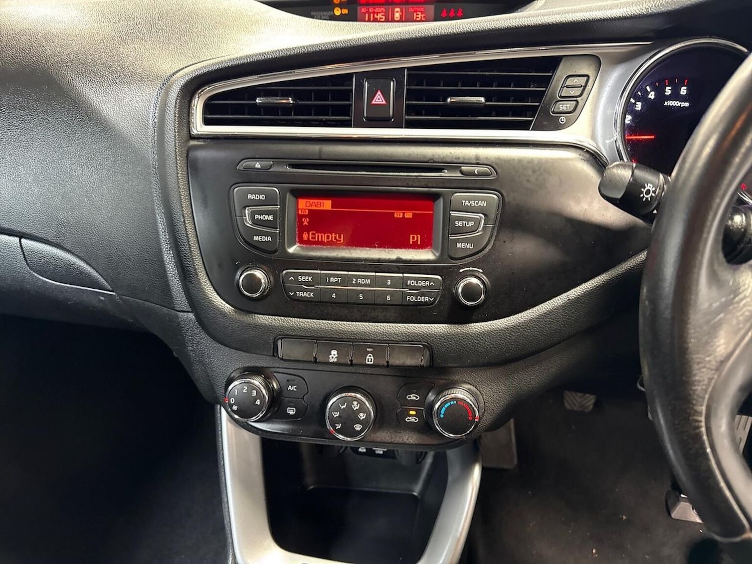 Used Kia Ceed 2016 for sale - 76392453: Photo 11