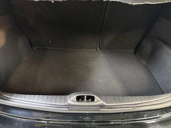 Used Peugeot 208 2018 for sale - 76171517: Photo 17