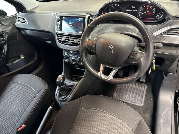 Used Peugeot 208 2018 for sale - 76171517: Photo 8