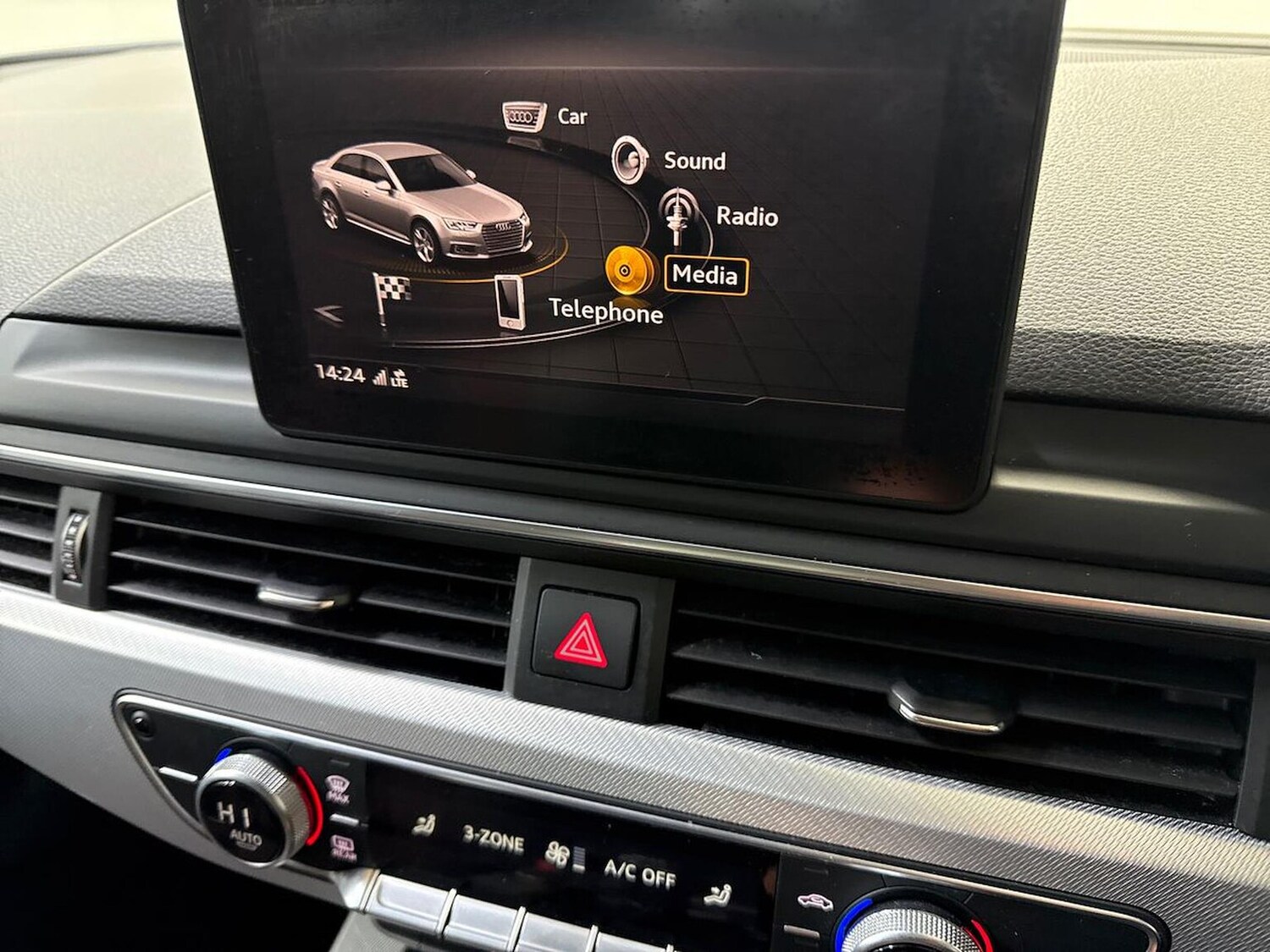 Used Audi A4 2016 for sale - 78192358: Photo 13