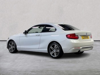 Used BMW 2 Series 2015 for sale - 75731044: Photo