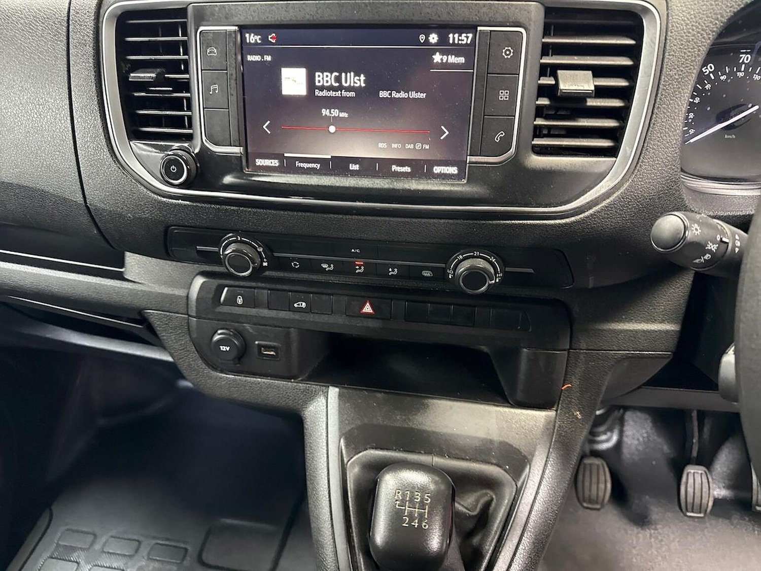 Used Vauxhall Vivaro 2023 for sale - 77635507: Photo 12