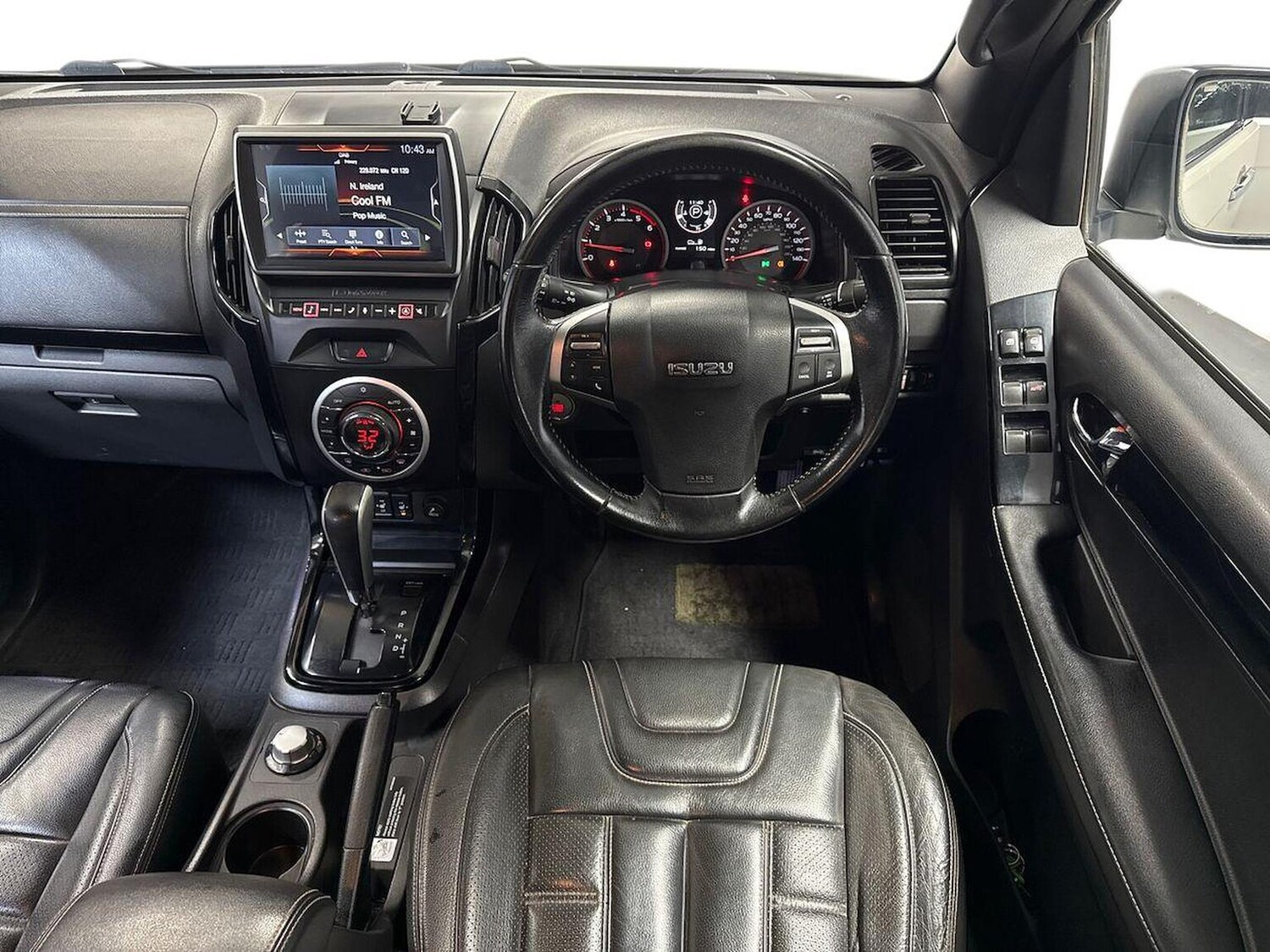 Used Isuzu D-Max 2020 for sale - 76310132: Photo 9