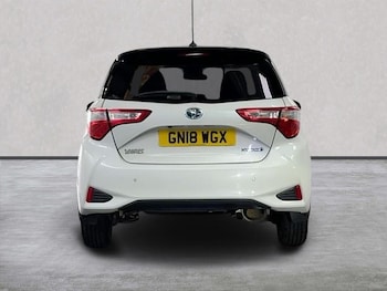Used Toyota Yaris 2018 for sale - 79301924: Photo