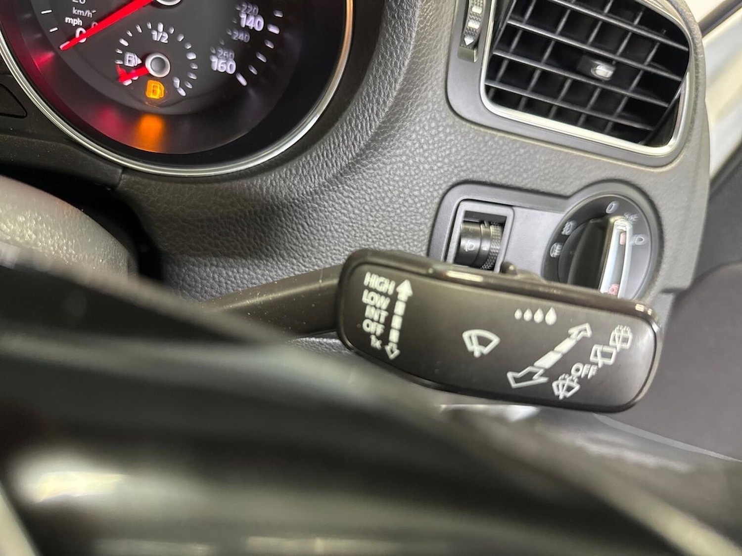 Used Volkswagen Polo 2016 for sale - 76426737: Photo 27