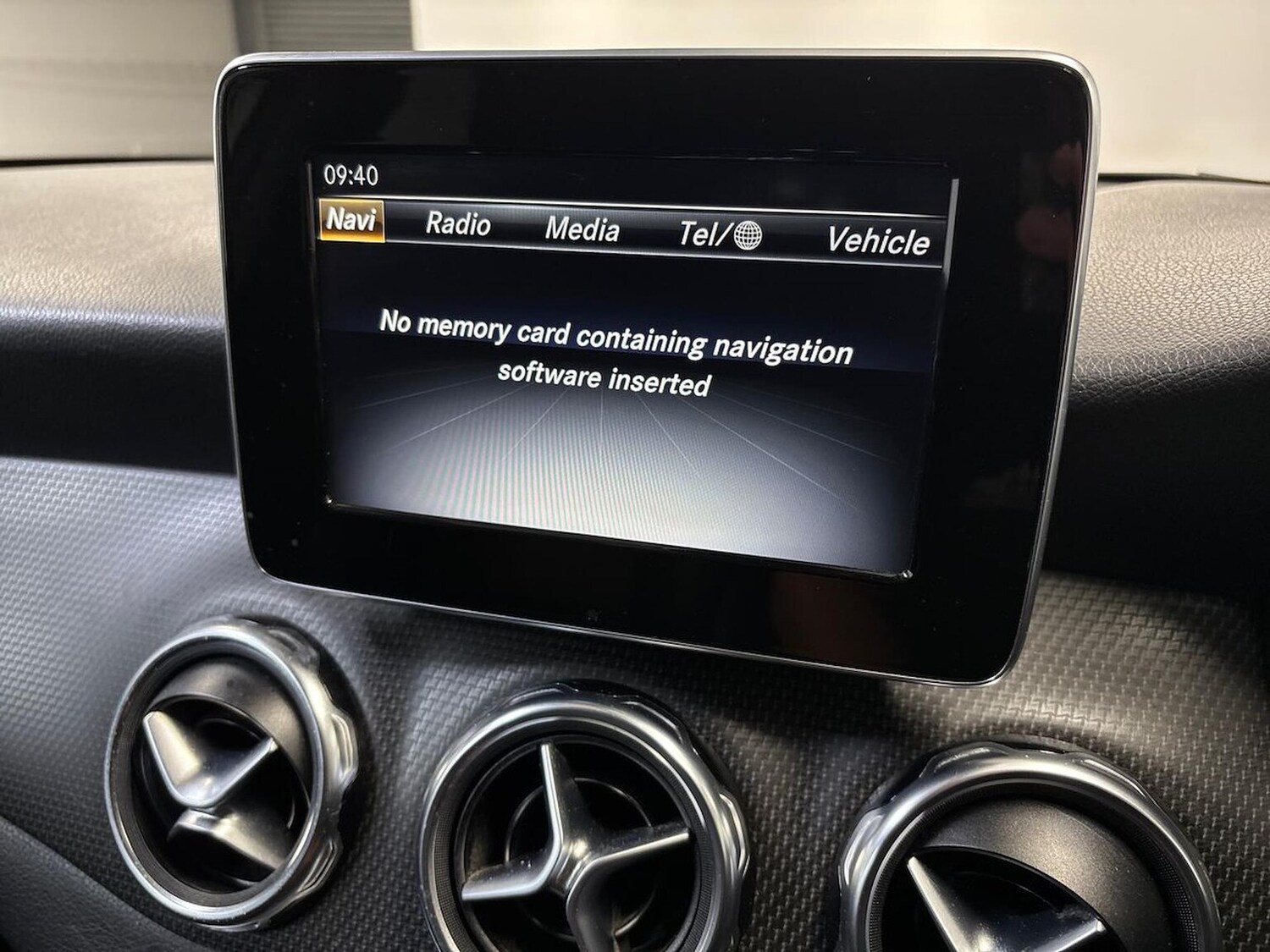 Used Mercedes-Benz GLA 2018 for sale - 76589150: Photo 11