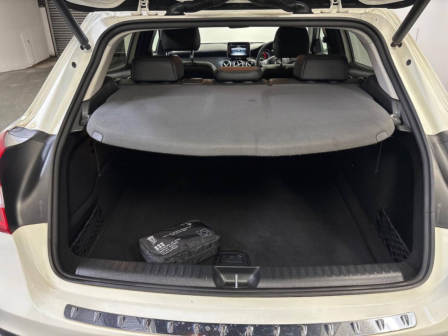 Used Mercedes-Benz GLA 2018 for sale - 76589150: Photo 17