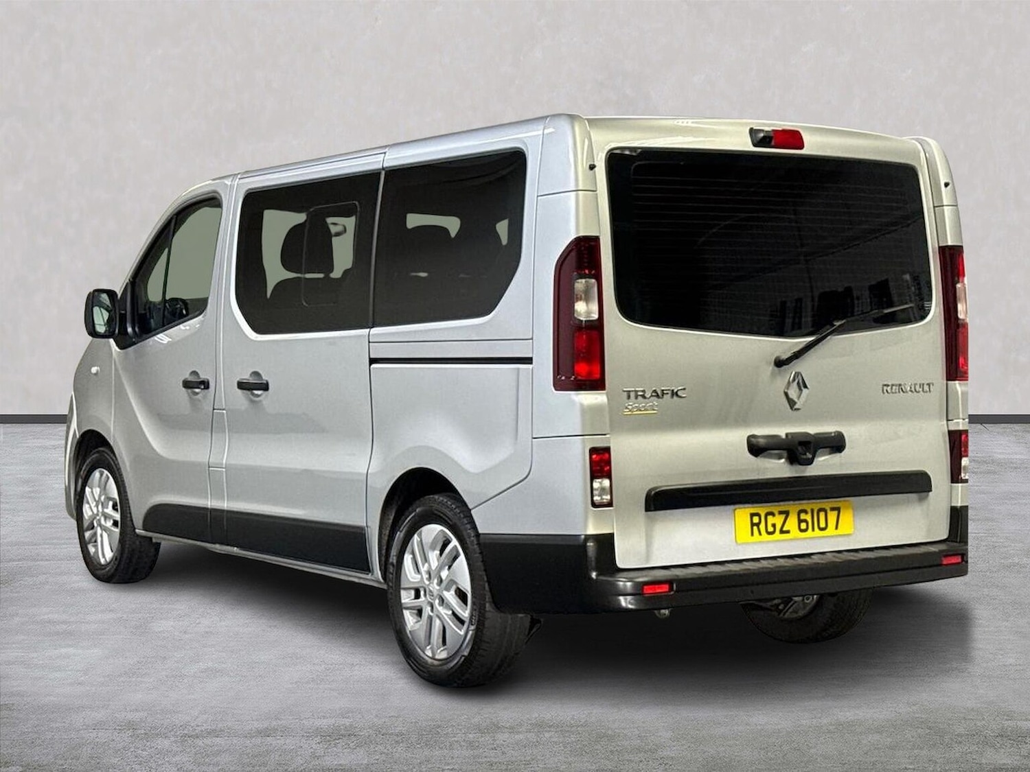 Used Renault Trafic 2020 for sale - 77489226: Photo 2