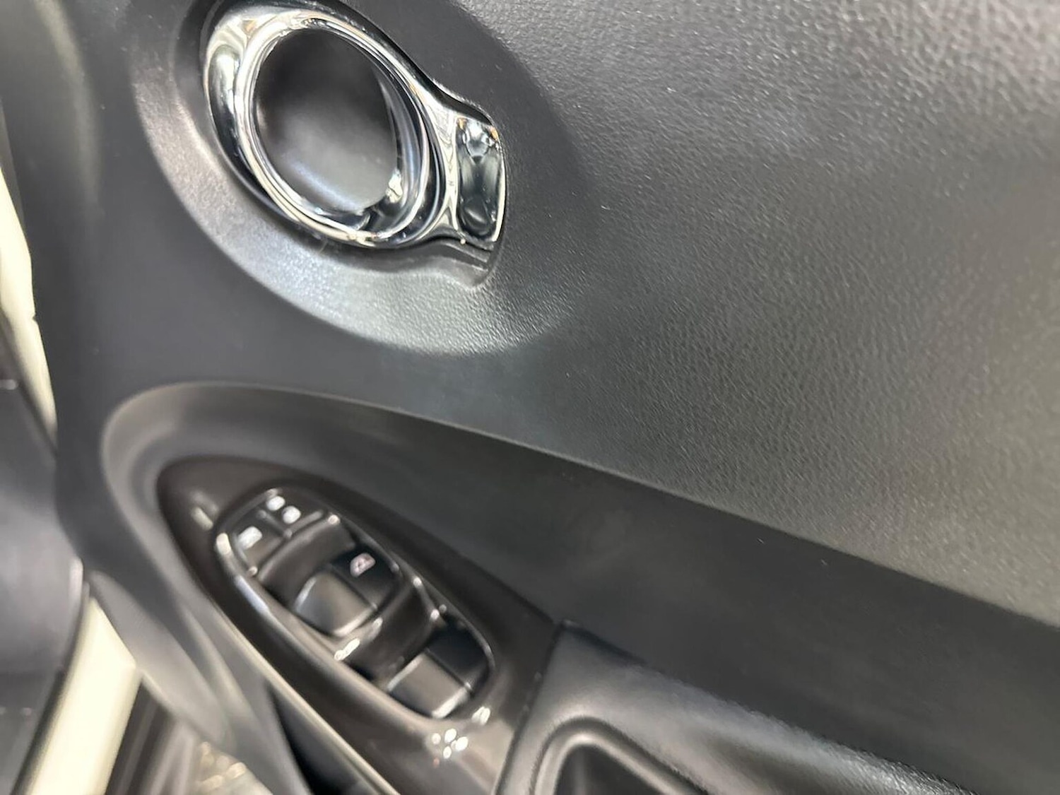 Used Nissan Juke 2017 for sale - 78169006: Photo 23