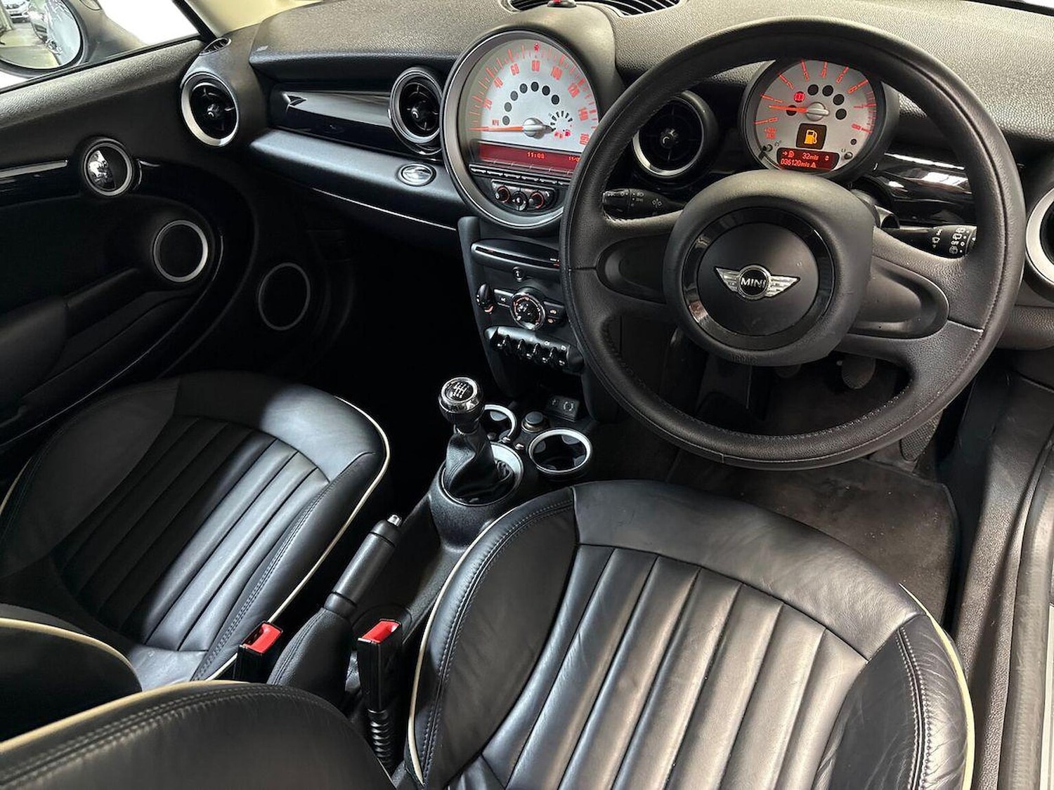 Used MINI Hatch 2013 for sale - 76490815: Photo 8