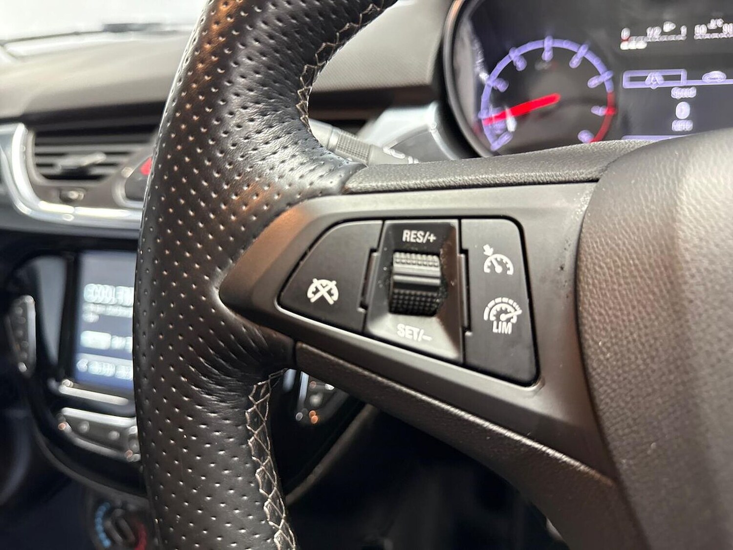 Used Vauxhall Corsa 2016 for sale - 76471036: Photo 24