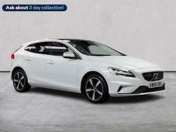 Used Volvo V40 2019 for sale - 79649935: Photo