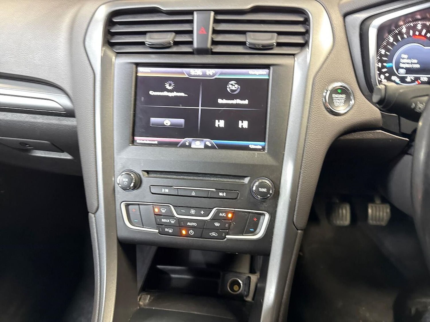 Used Ford Mondeo 2016 for sale - 76149634: Photo 11