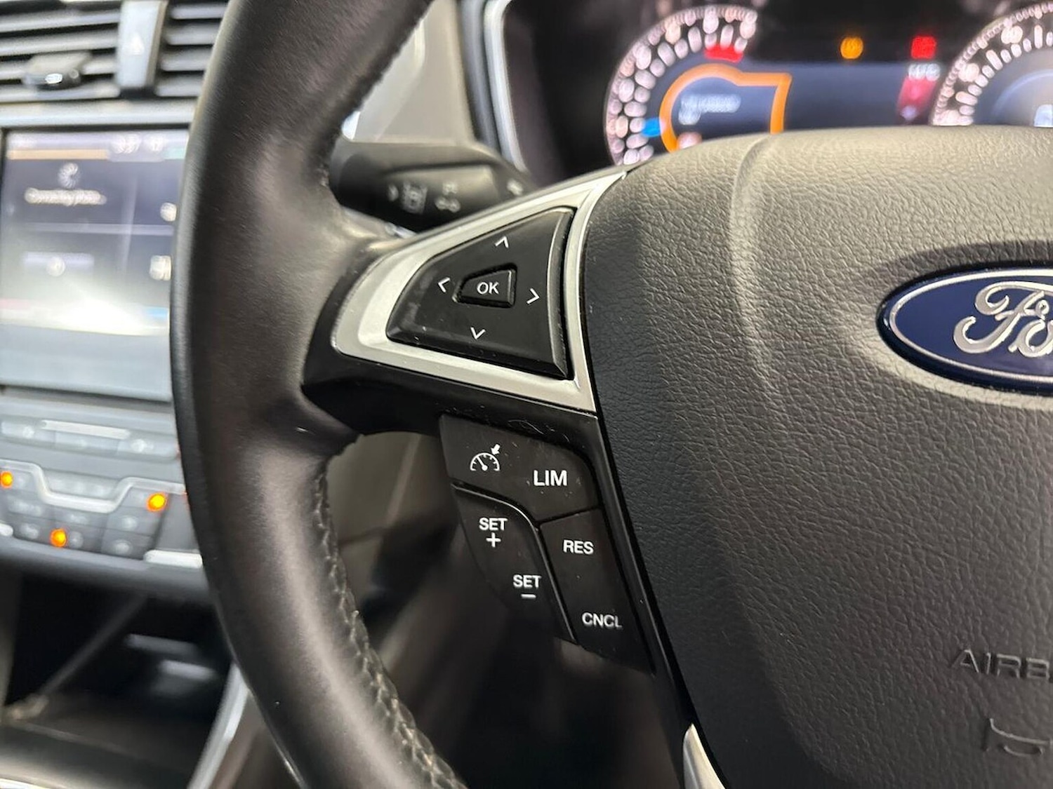 Used Ford Mondeo 2016 for sale - 76149634: Photo 24