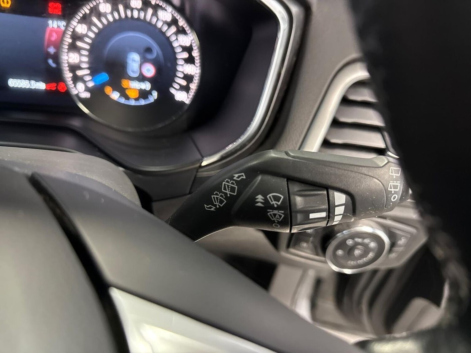 Used Ford Mondeo 2016 for sale - 76149634: Photo 27