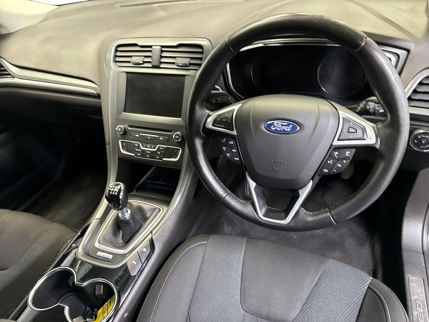 Used Ford Mondeo 2016 for sale - 76149634: Photo 9