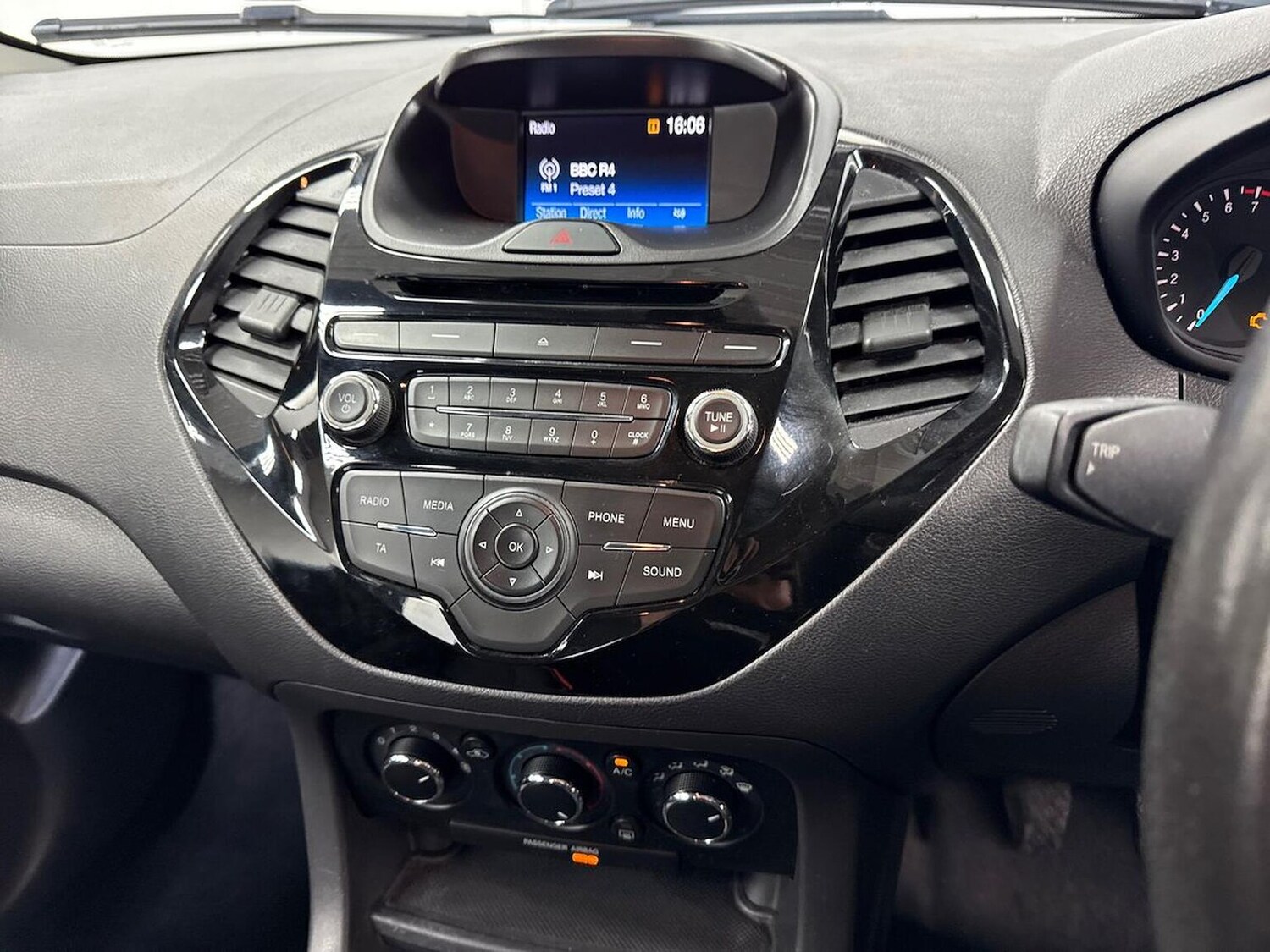 Used Ford Ka+ 2018 for sale - 78192461: Photo 25