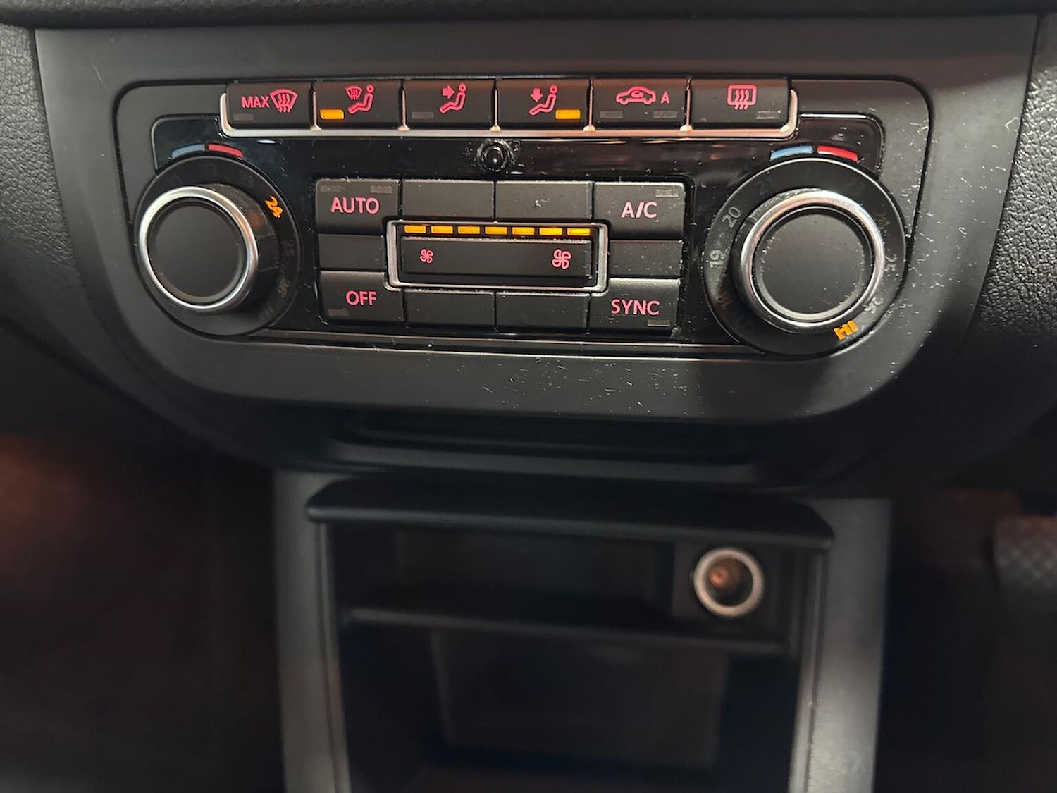 Used Mercedes-Benz GLC 2019 for sale - 77715431: Photo 12